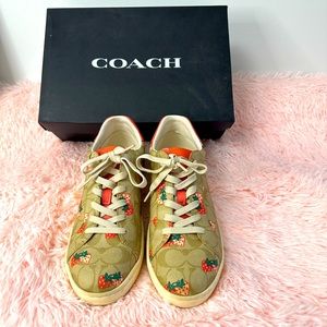 Women’s size 10 coach sneakers